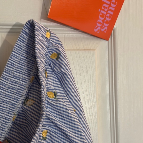 White Graphic Tee and Striped Shorts Set - Picture 6 of 8